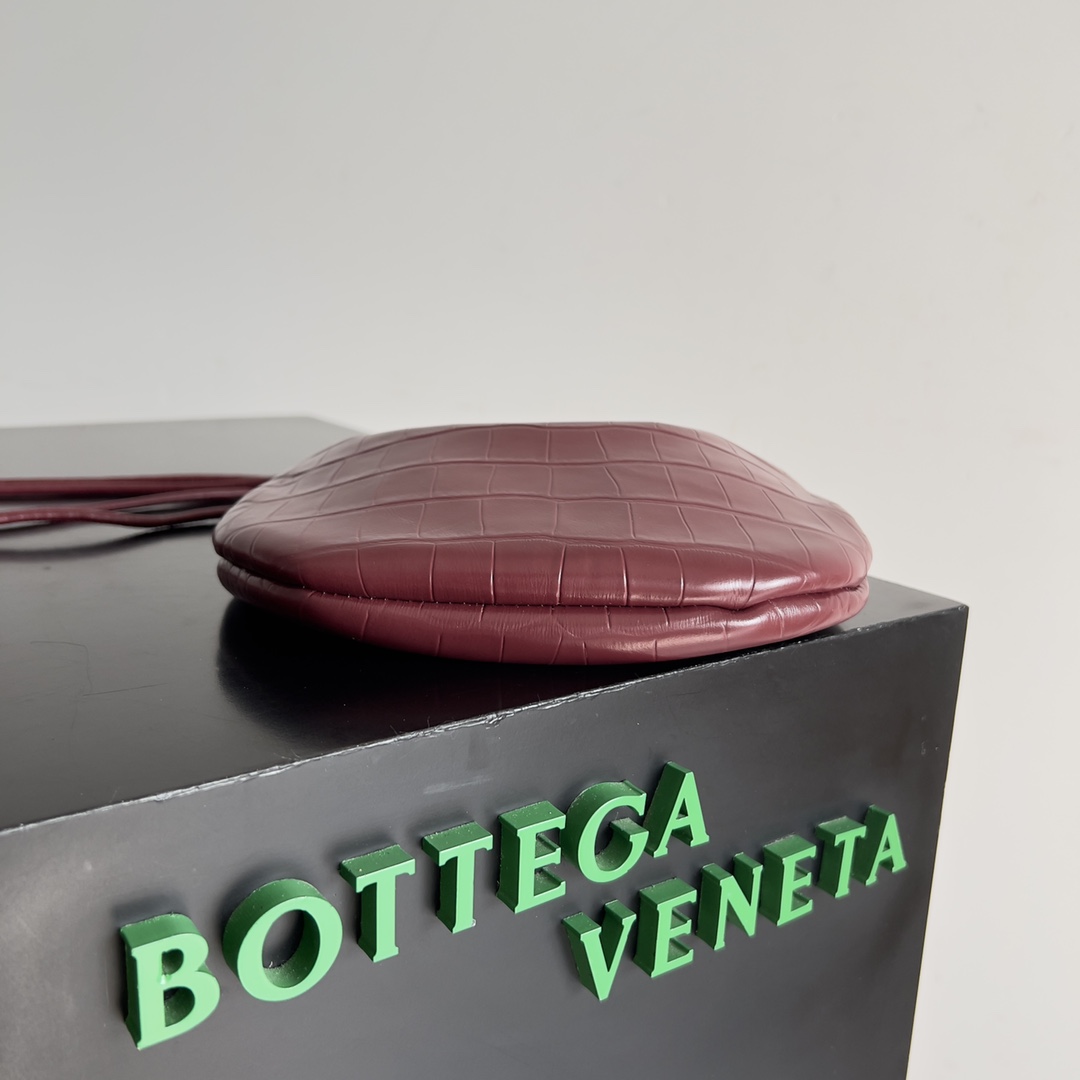 Bottega Veneta Hobo Bags